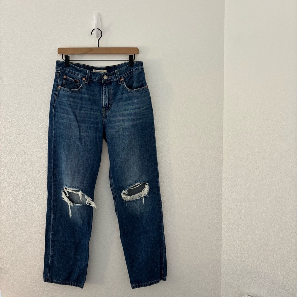 Levi’s low pro straight dark wash distressed jeans